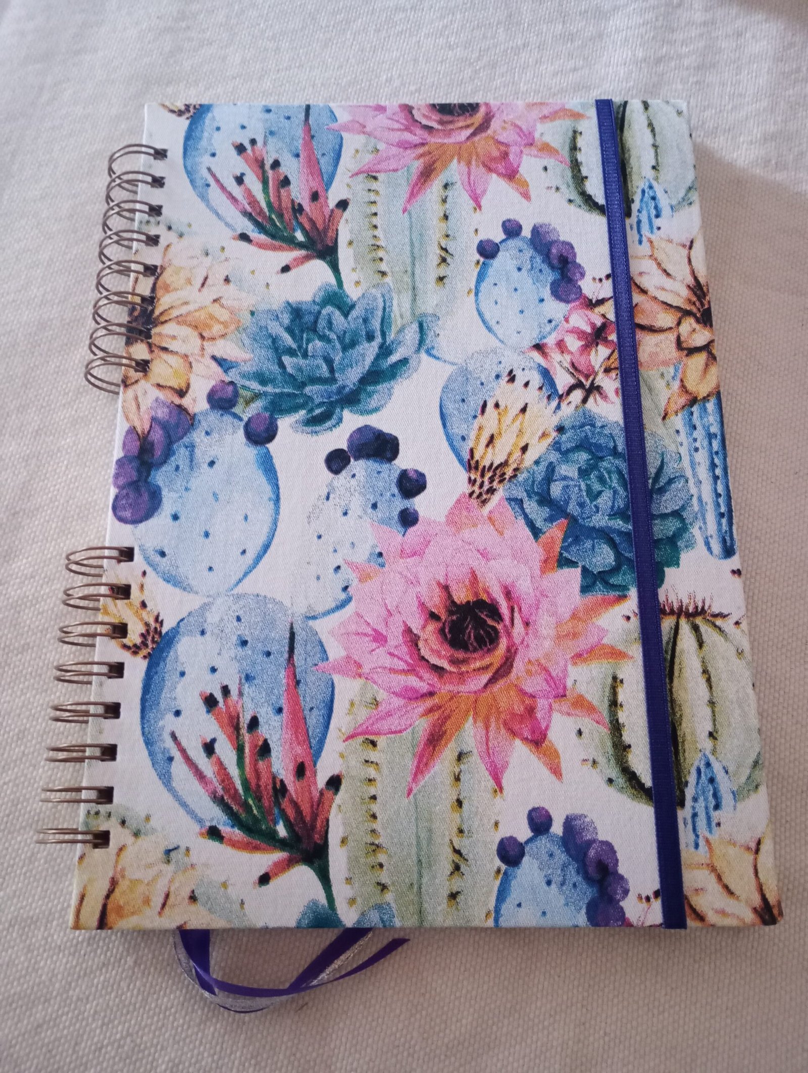 Cuaderno A4 "rayado/ cuadriculado" 4 Cuaderno A4 "rayado/ cuadriculado" - Imagen 4