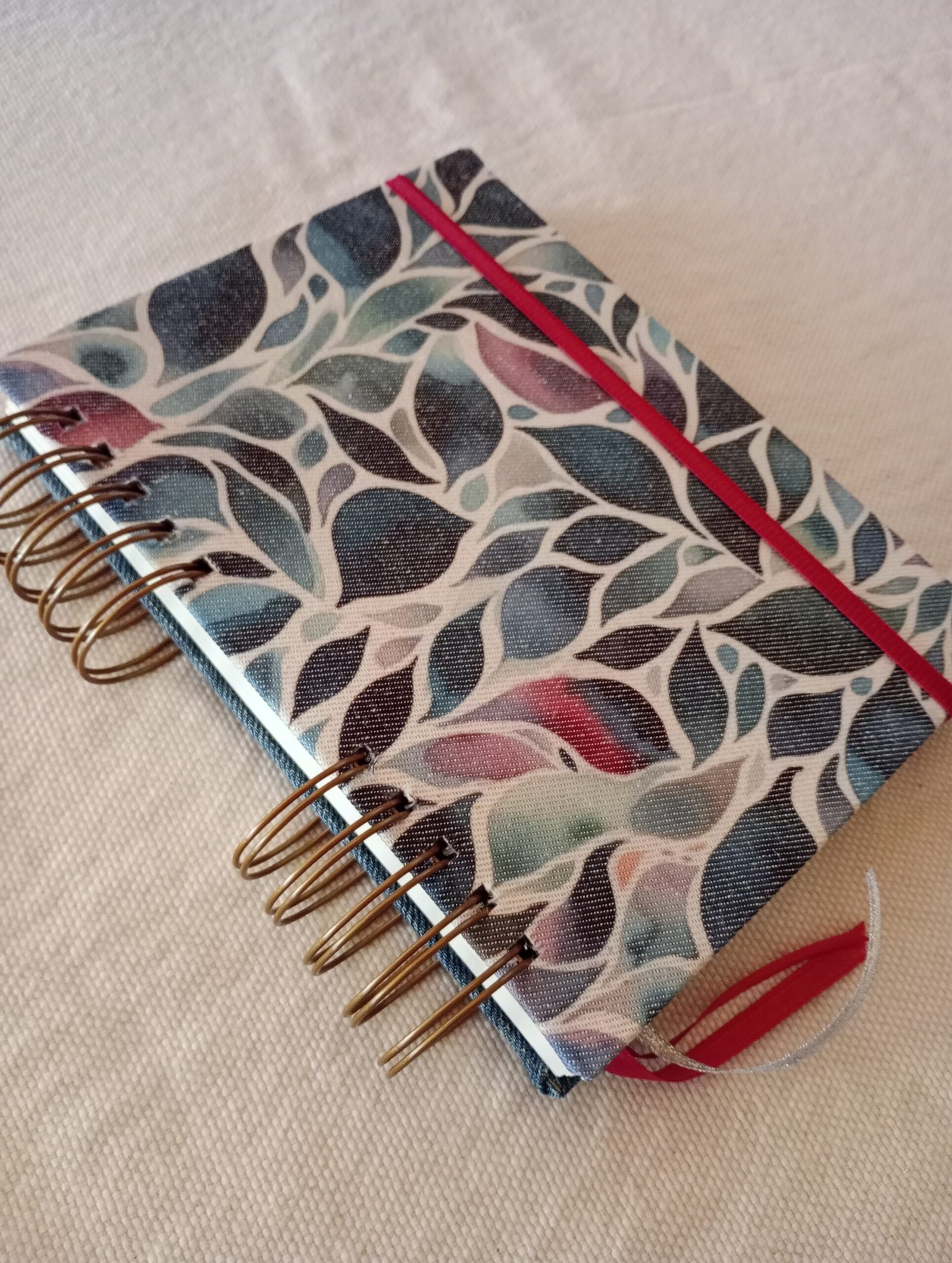 Cuaderno A5 Grande "rayado/ cuadriculado" 1 Cuaderno A5 Grande "rayado/ cuadriculado"